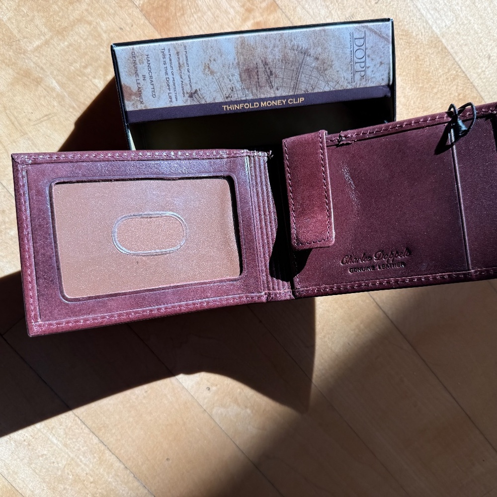 Dopp leather clip bill holder, card slots super slim wallet ox blood color, new